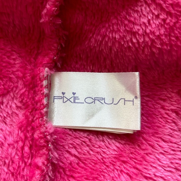 PixieCrush Mermaid Tail Blanket for girls Plush Comfy Fleece Snuggle Blanket - Picture 7 of 9